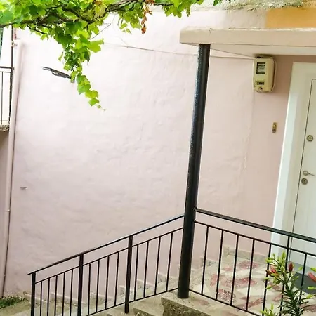 Kasmi Villa Krujë