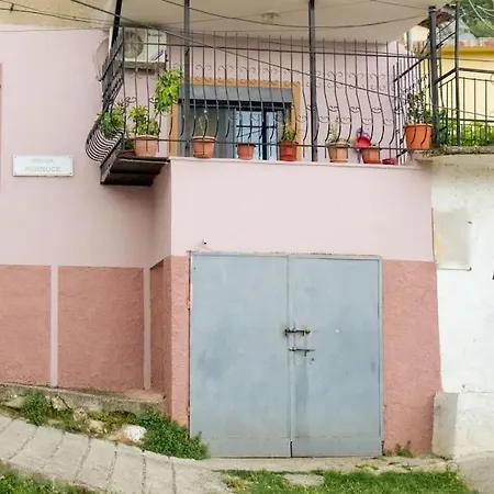 Kasmi Villa Kruje